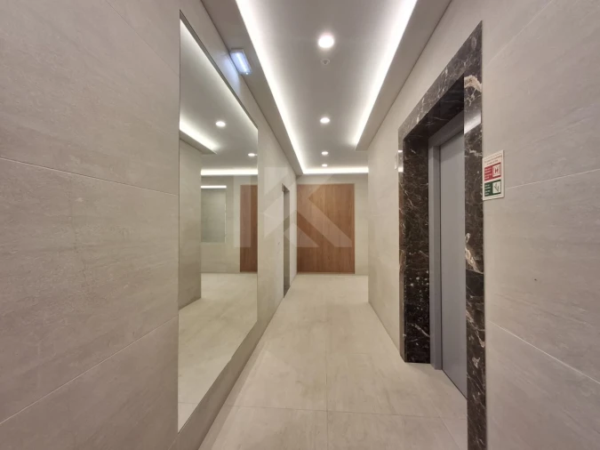 Apartamento T1 para Arrendamento em Funchal (Se) Foto 16