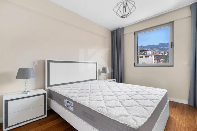 Apartamento T1 para Arrendamento em Funchal (Se) Foto 10