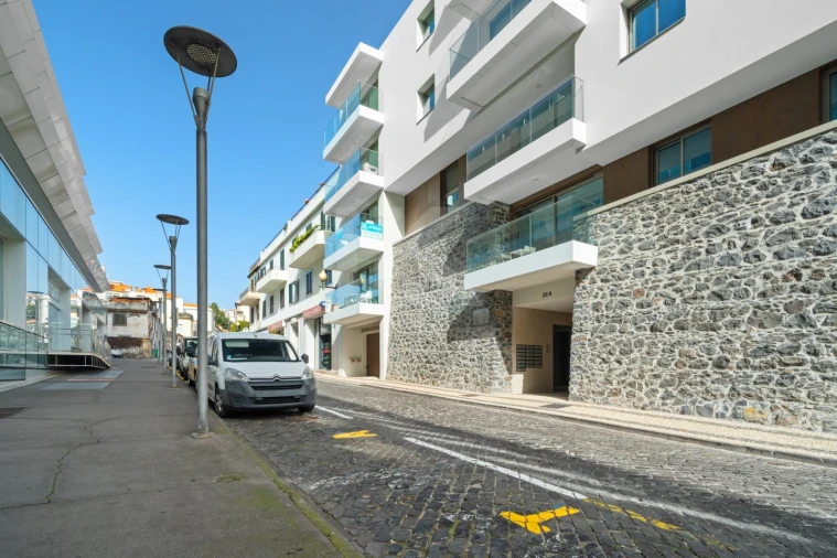 Apartamento T1 para Arrendamento em Funchal (Se) Foto 16