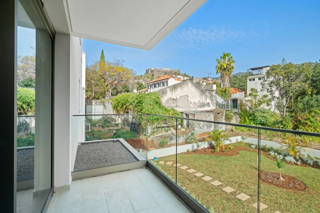 Apartamento T1 para Arrendamento em Funchal (Se) Foto 12