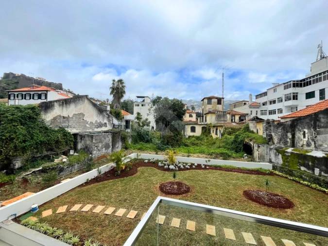 Apartamento T1 para Arrendamento em Funchal (Se) Foto 13