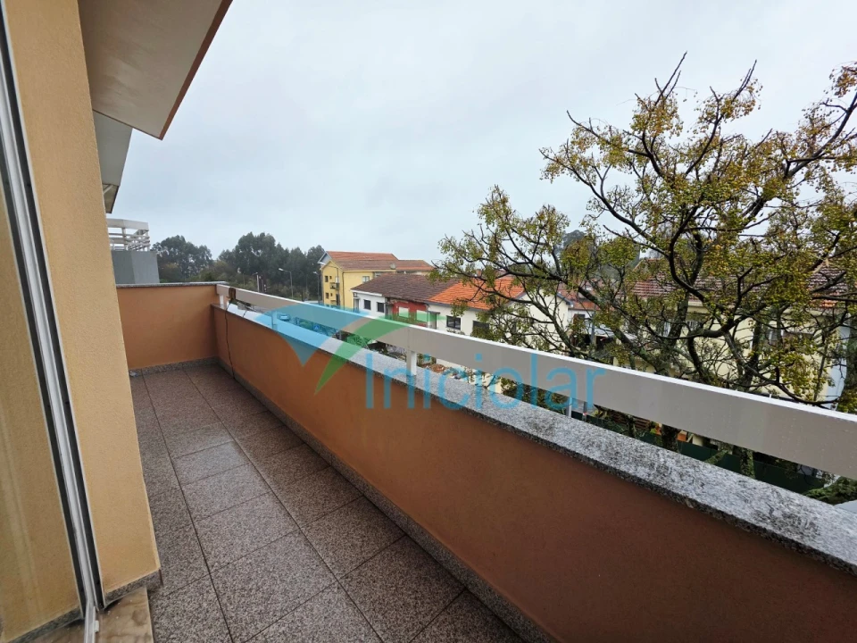 Apartamento T3 para Venda em Aguas Santas Foto 12