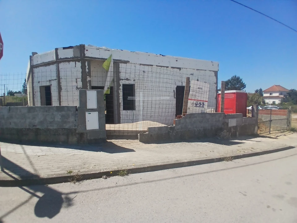 Moradia T4 para Venda em Quinta do Anjo Foto 1