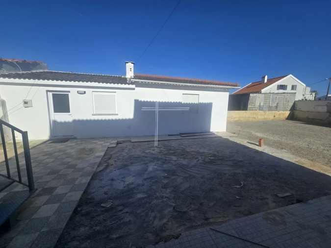 Moradia T4 para Venda em Charneca de Caparica e Sobreda Foto 8