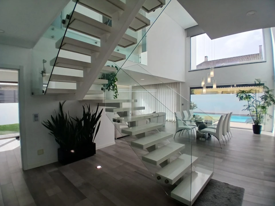 Moradia T4 para Venda em Charneca de Caparica e Sobreda Foto 14