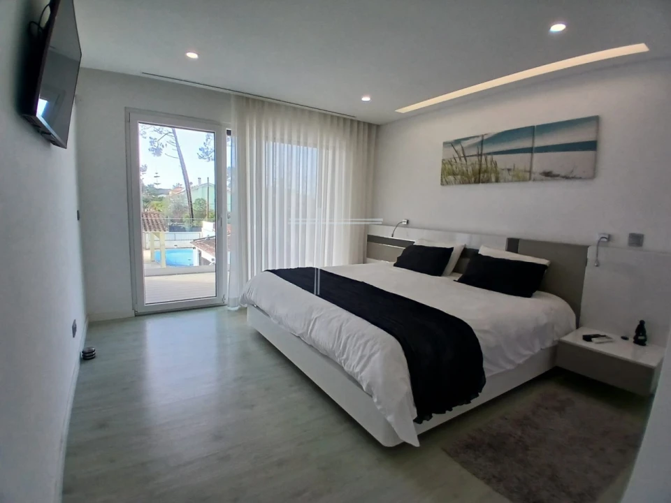 Moradia T4 para Venda em Charneca de Caparica e Sobreda Foto 24