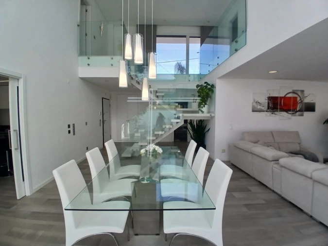 Moradia T4 para Venda em Charneca de Caparica e Sobreda Foto 10