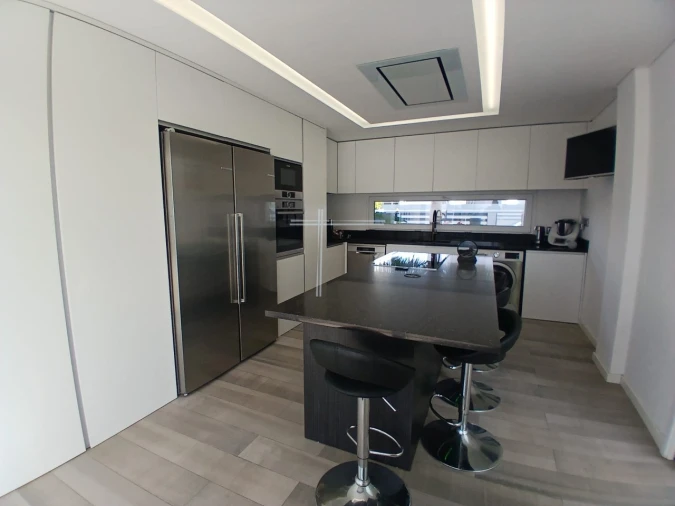 Moradia T4 para Venda em Charneca de Caparica e Sobreda Foto 12