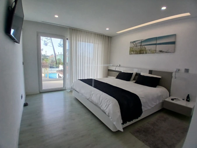 Moradia T4 para Venda em Charneca de Caparica e Sobreda Foto 24