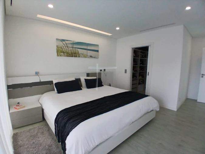 Moradia T4 para Venda em Charneca de Caparica e Sobreda Foto 25