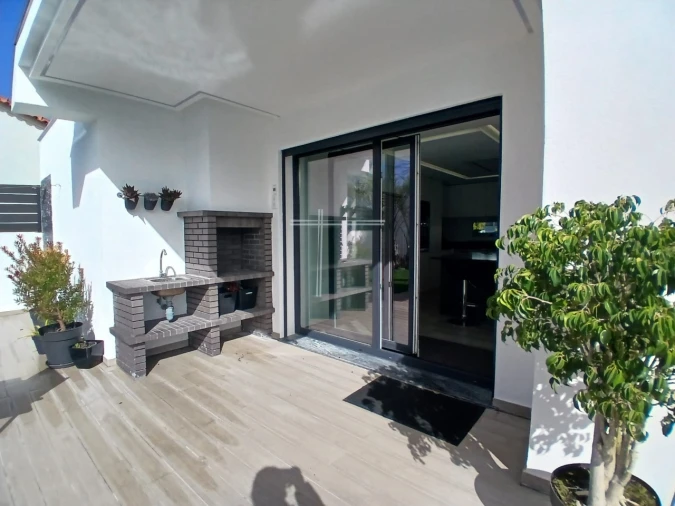 Moradia T4 para Venda em Charneca de Caparica e Sobreda Foto 33