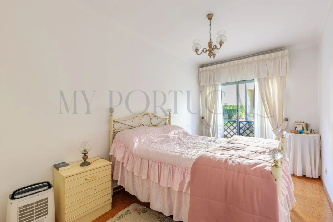 Apartamento T1 para Venda em Carcavelos e Parede Foto 5