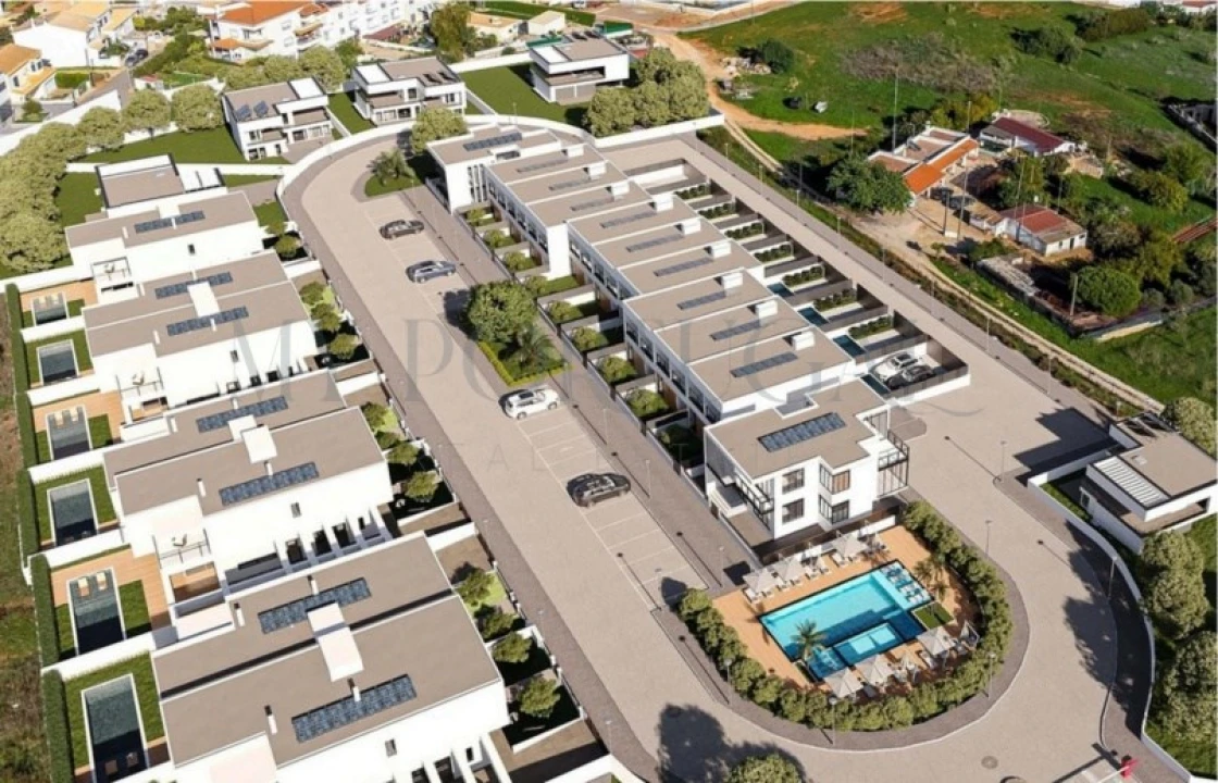 Moradia T4 para Venda em Ferragudo Foto 9