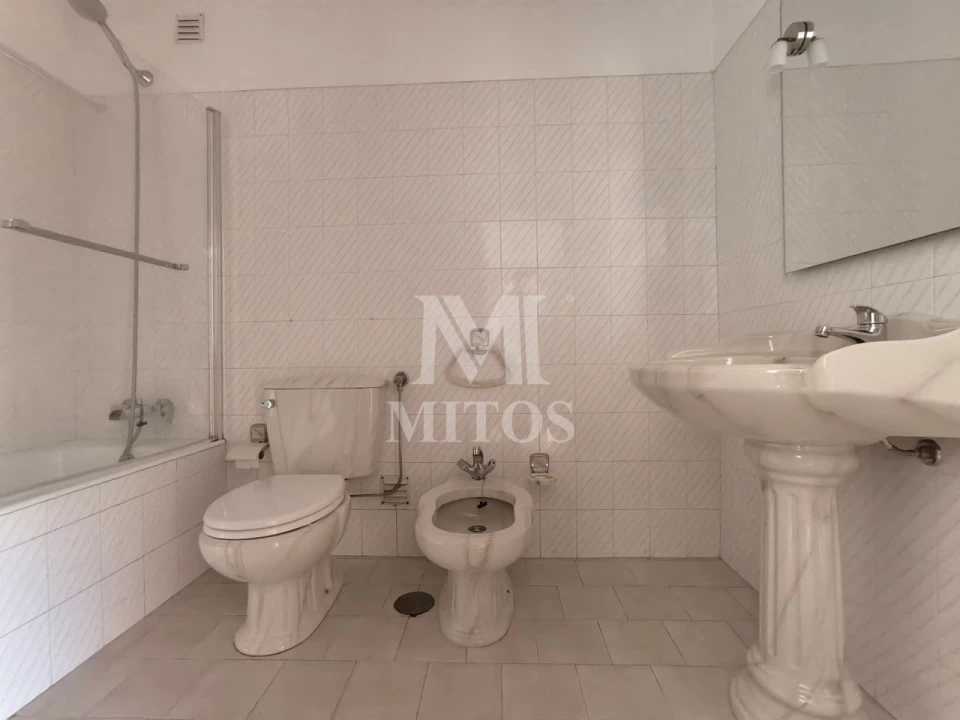 Apartamento T3 para Venda em Santa Maria Maior e Monserrate e Meadela Foto 12