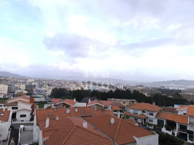 Apartamento T3 para Venda em Santa Maria Maior e Monserrate e Meadela Foto 17