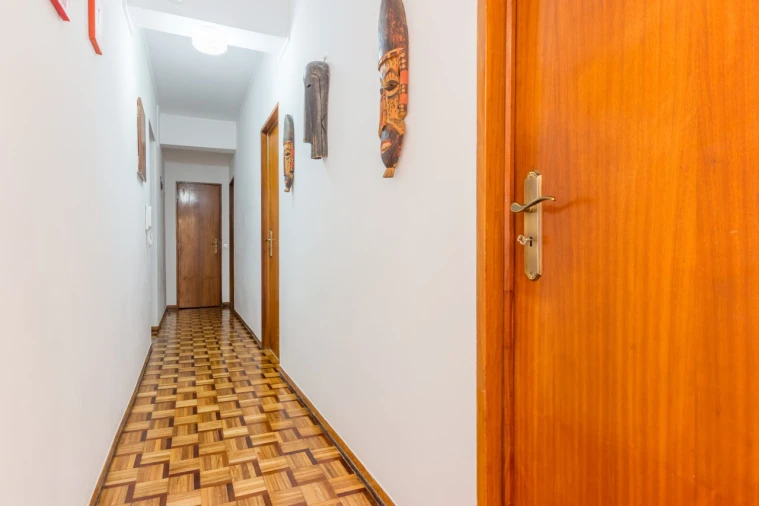 Apartamento T2 para Venda em Laranjeiro e Feijó Foto 2