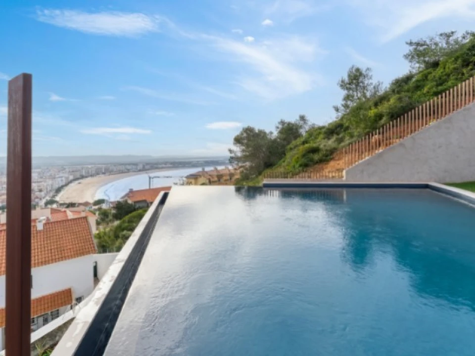 Apartamento T3 para Venda em São Martinho do Porto Foto 1