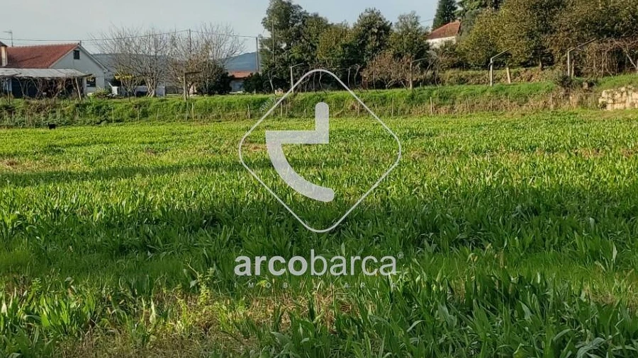 Terreno para Venda em Calheiros