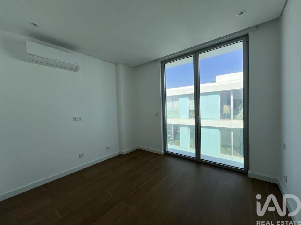 Apartamento para Venda em São Martinho do Porto Foto 19