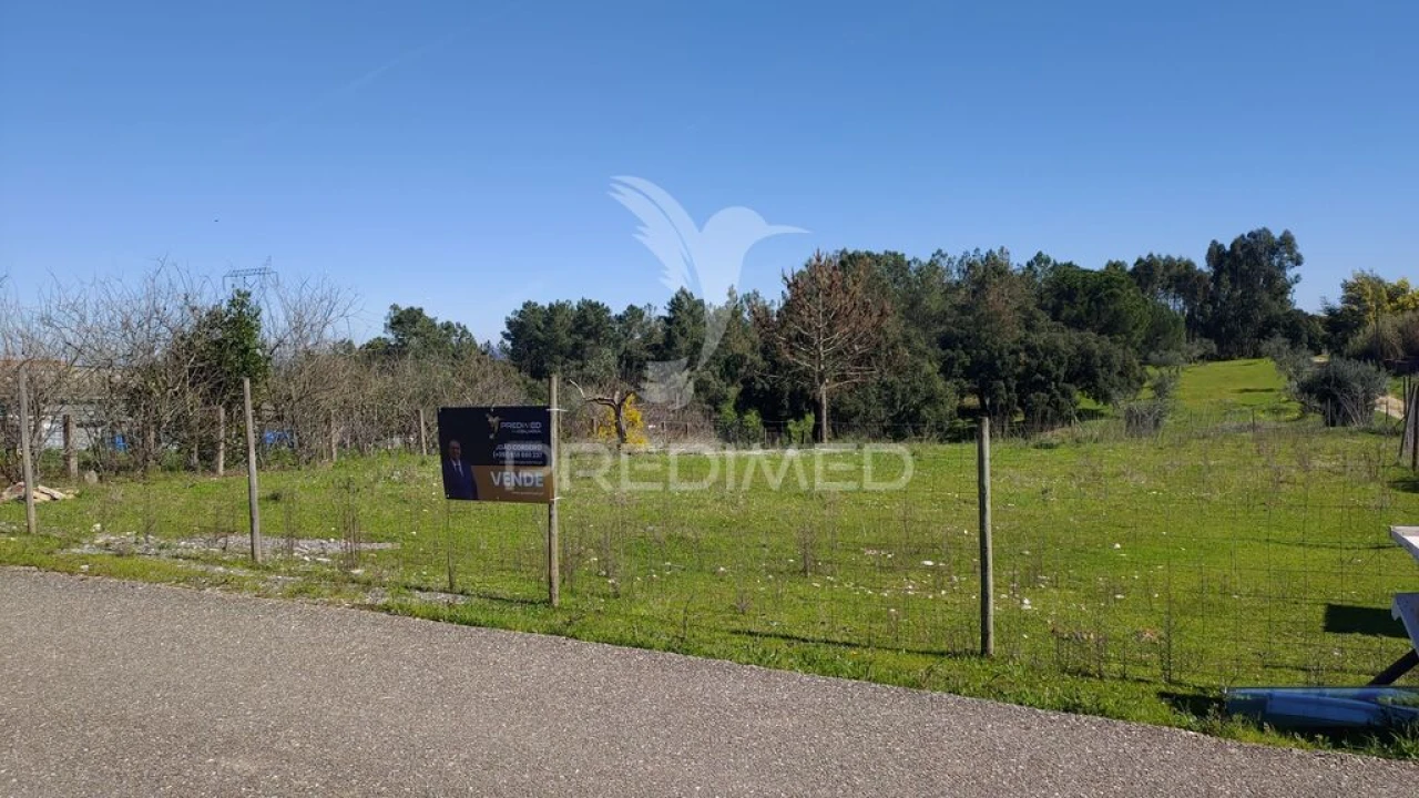 Terreno para Venda em Santa Margarida da Coutada Foto 1