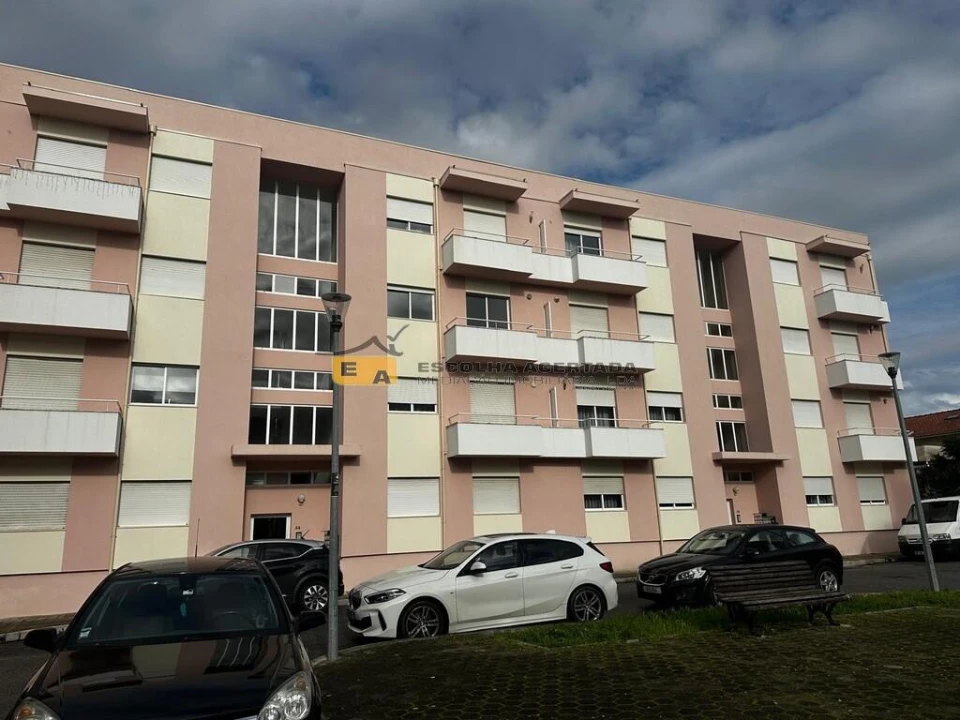 Apartamento T2 para Venda em Valongo Foto 16