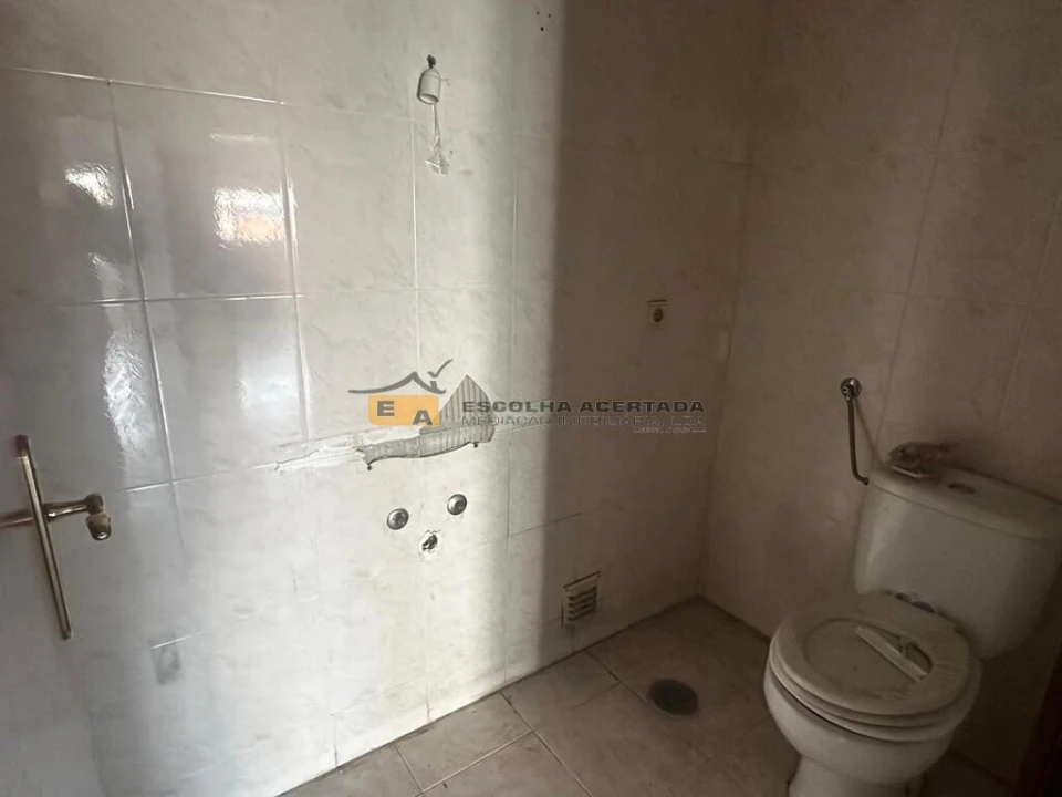 Apartamento T2 para Venda em Valongo Foto 8