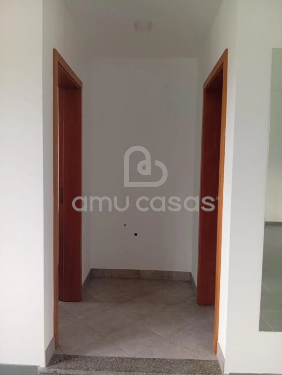 Loja para Venda em Nogueira do Cravo e Pindelo Foto 7