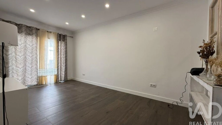 Apartamento T4 para Venda em Baixa da Banheira e Vale da Amoreira Foto 1