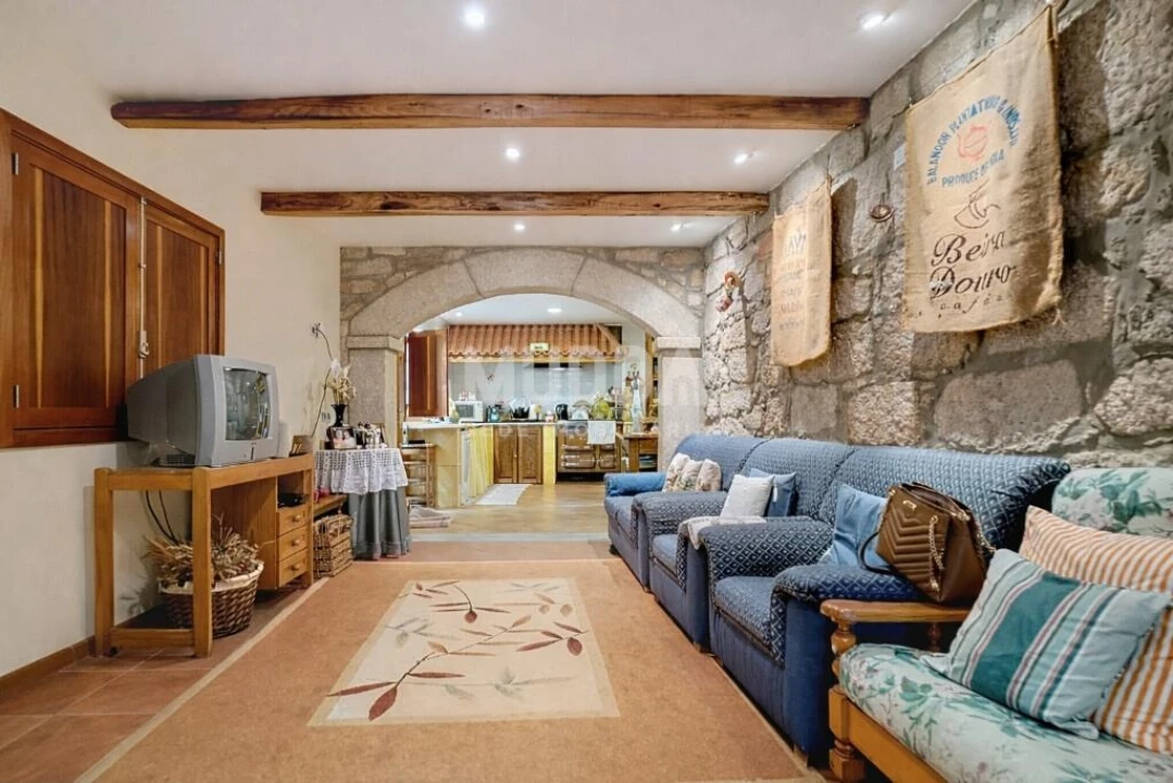 Moradia T3 para Venda em Tinhela e Alvarelhos Foto 5