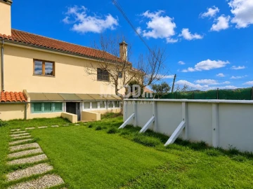 Moradia T3 para Venda em Tinhela e Alvarelhos