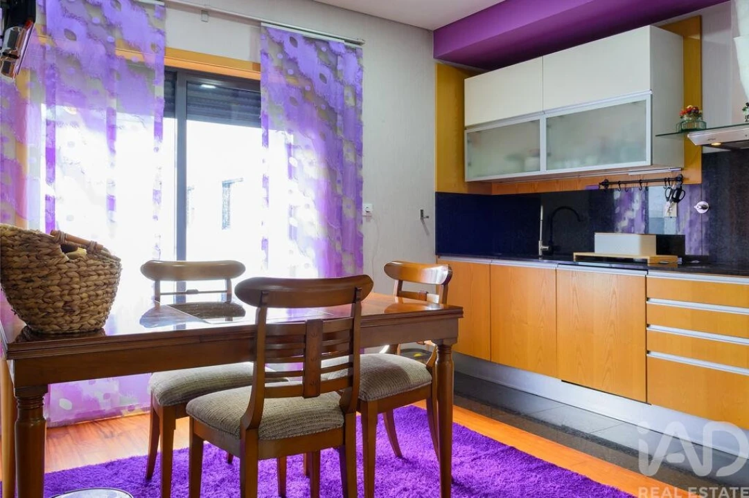 Apartamento T4 para Venda em Paredes Foto 12