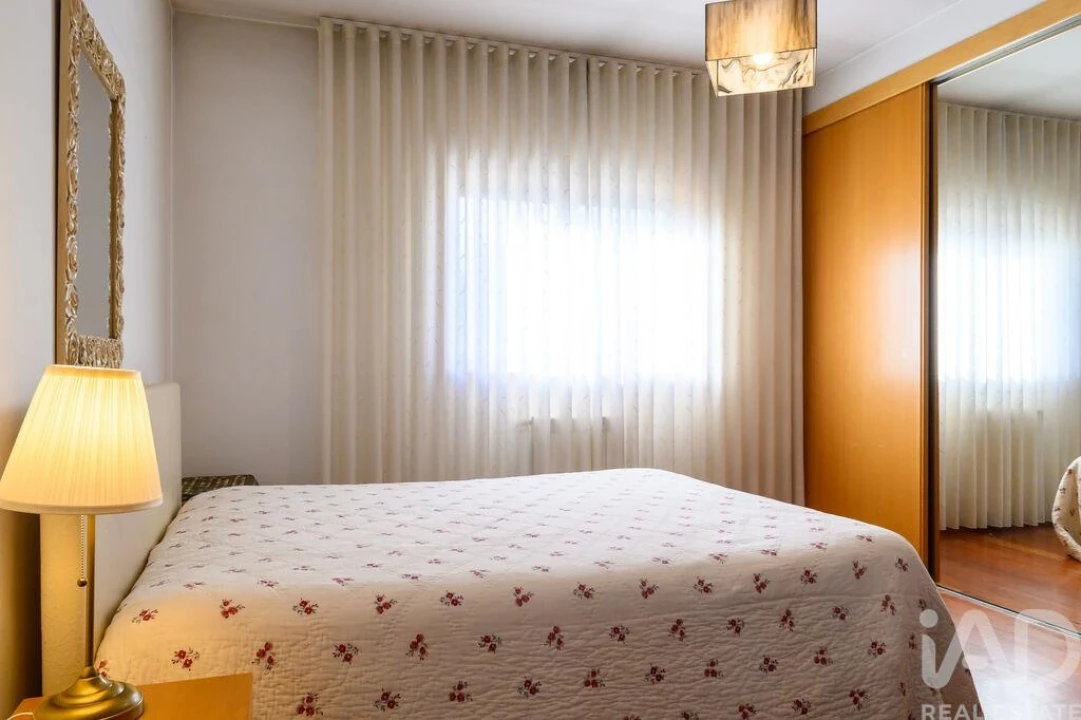 Apartamento T4 para Venda em Paredes Foto 18