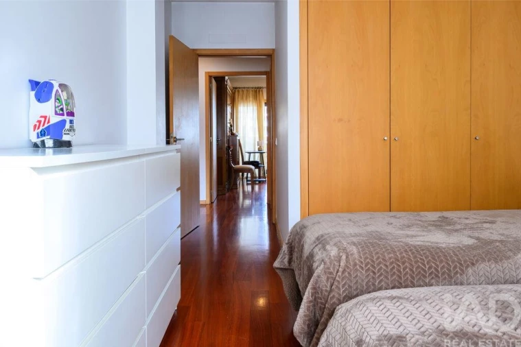 Apartamento T4 para Venda em Paredes Foto 16