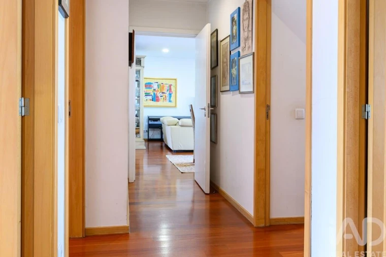 Apartamento T4 para Venda em Paredes Foto 11