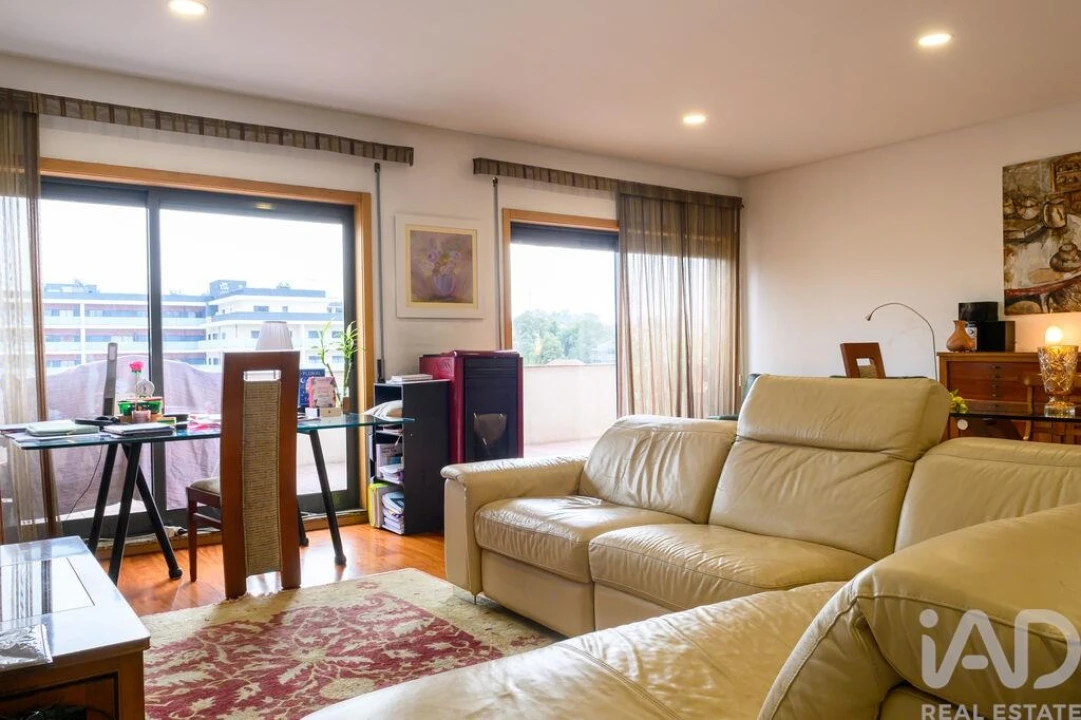 Apartamento T4 para Venda em Paredes Foto 27