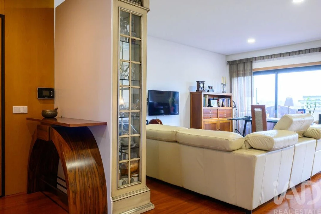 Apartamento T4 para Venda em Paredes Foto 33