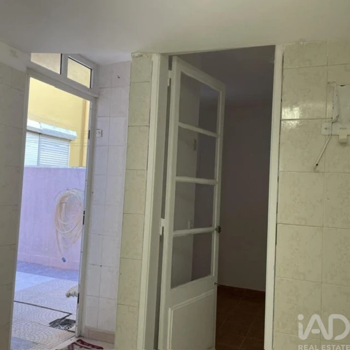 Apartamento T1 para Venda em Moscavide e Portela Foto 11