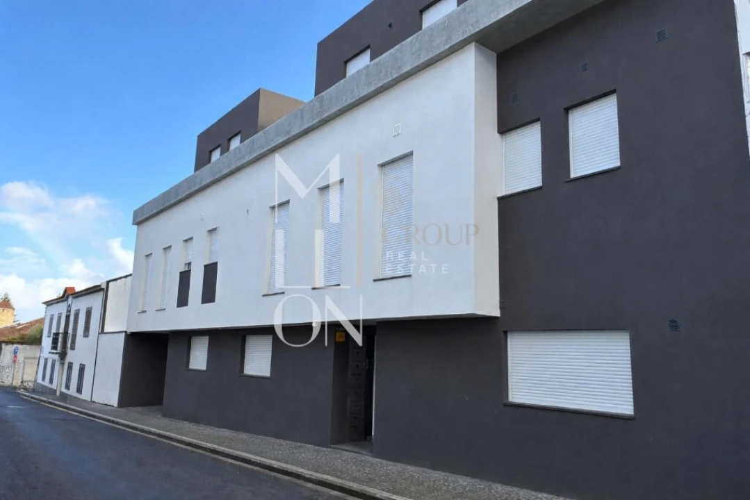 Apartamento T1 para Venda em Ponta Delgada (São Pedro) Foto 1