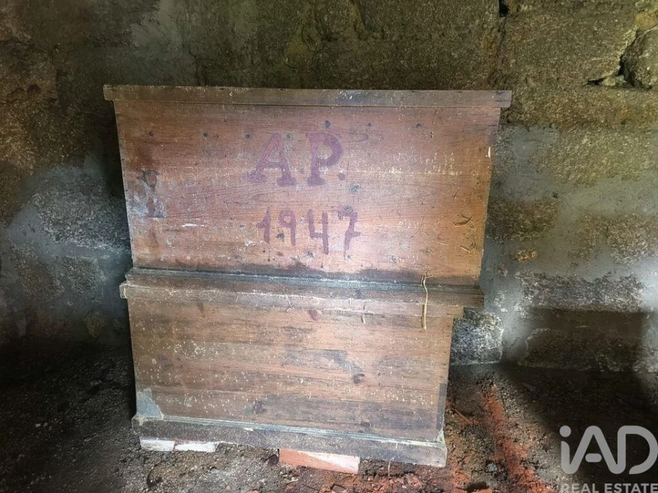 Moradia T4 para Venda em Tabua Foto 32