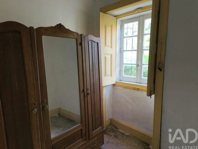 Moradia T4 para Venda em Tabua Foto 30