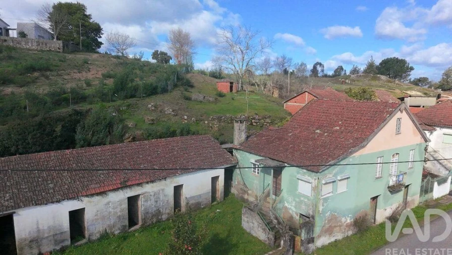 Moradia T4 para Venda em Tabua Foto 9