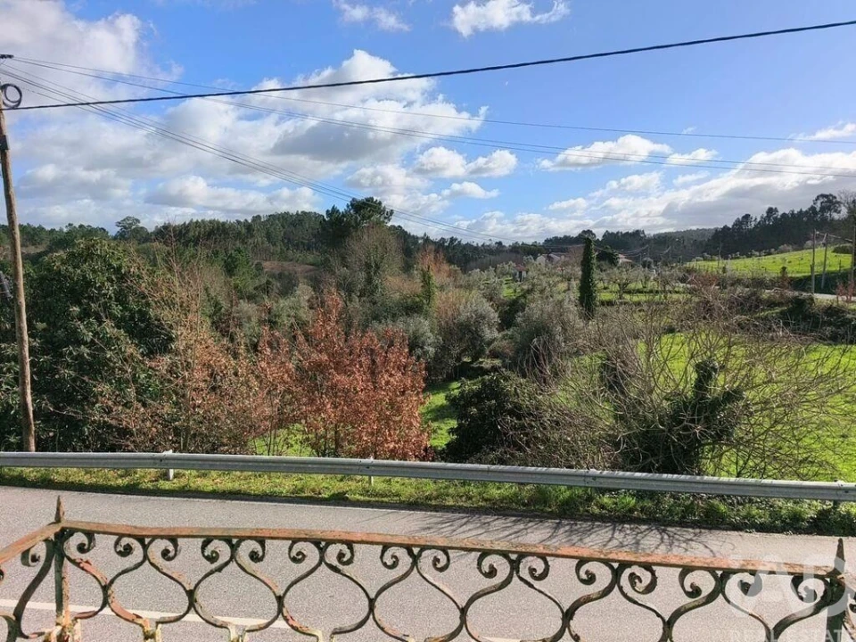 Moradia T4 para Venda em Tabua Foto 24