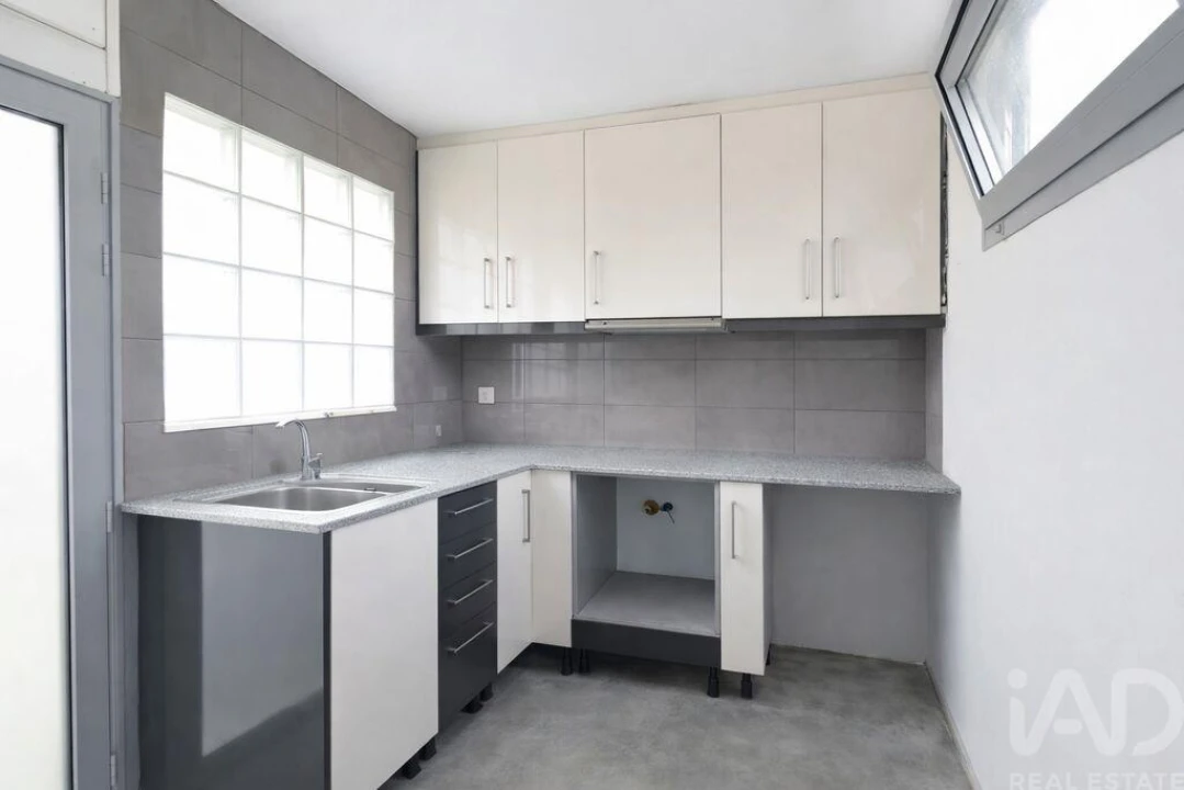 Moradia T2 para Venda em Vieira de Leiria Foto 5