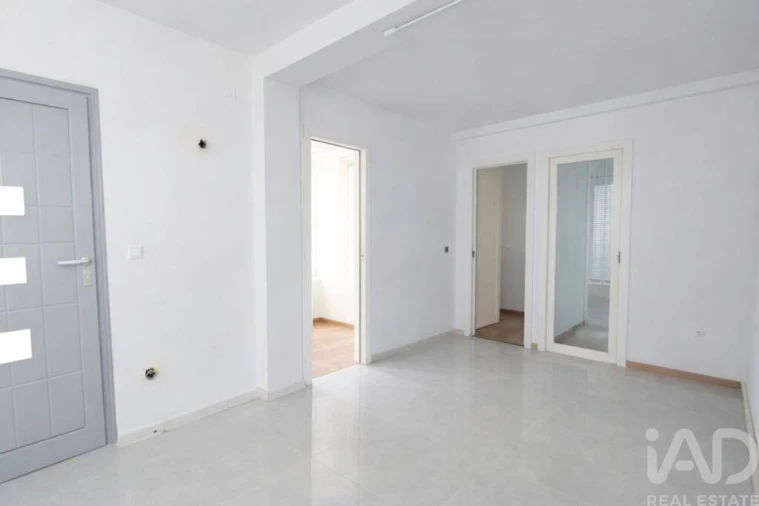 Moradia T2 para Venda em Vieira de Leiria Foto 7