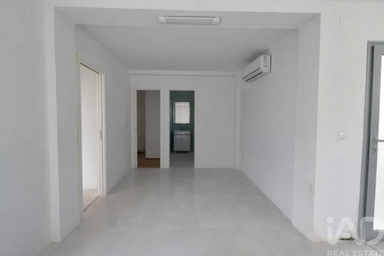 Moradia T2 para Venda em Vieira de Leiria Foto 6