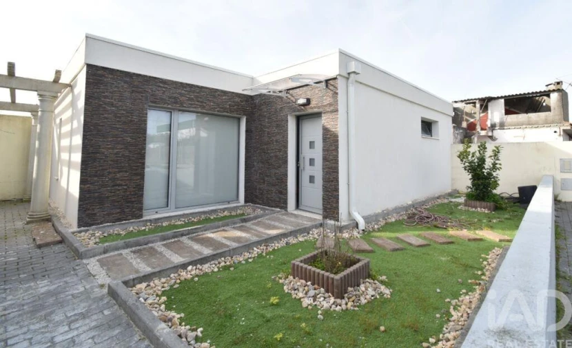 Moradia T2 para Venda em Vieira de Leiria