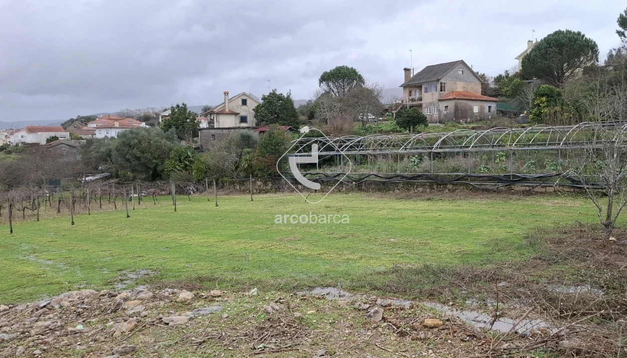 Terreno para Venda em Arca e Ponte de Lima Foto 1