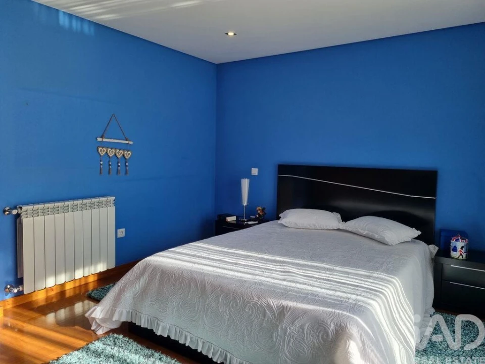 Moradia T4 para Venda em Poiares (Santo Andre) Foto 38