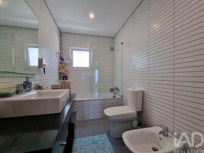 Moradia T4 para Venda em Poiares (Santo Andre) Foto 36