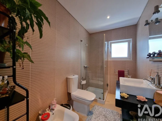 Moradia T4 para Venda em Poiares (Santo Andre) Foto 24